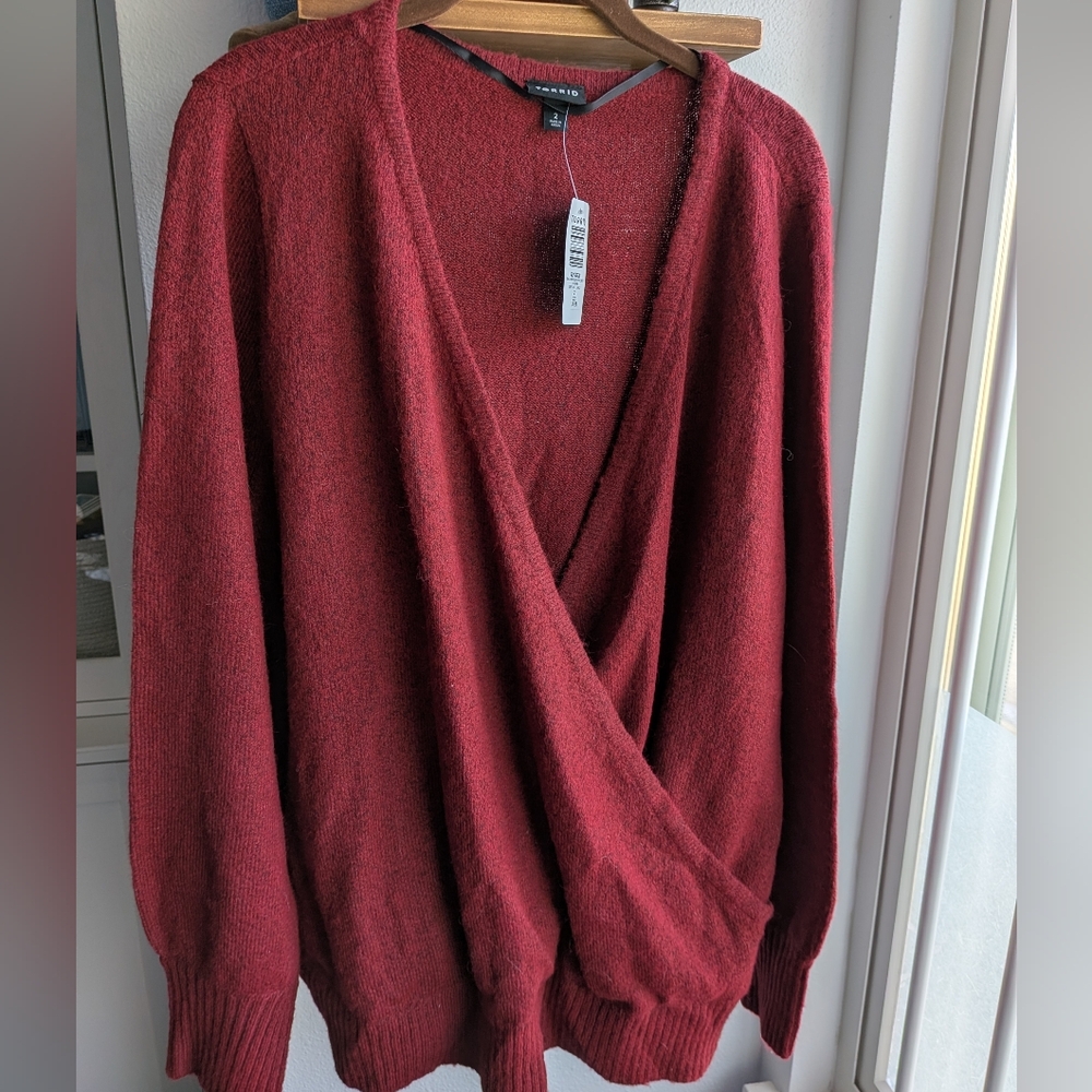 NWT Torrid Vegan Cashmere Surplice Pullover Sweater - Rhubarb - Size 2 / 2X